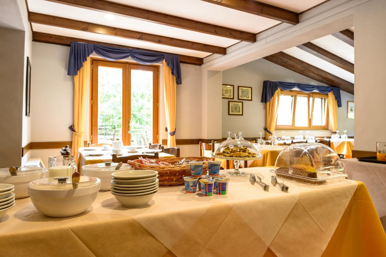 Hotel Appennino Fiumalbo Buitenkant foto
