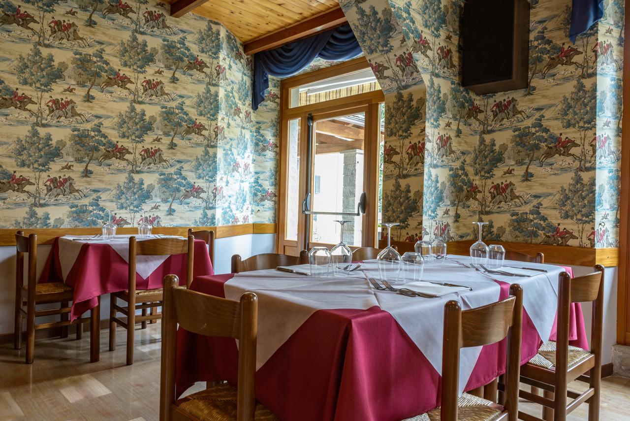 Hotel Appennino Fiumalbo Buitenkant foto