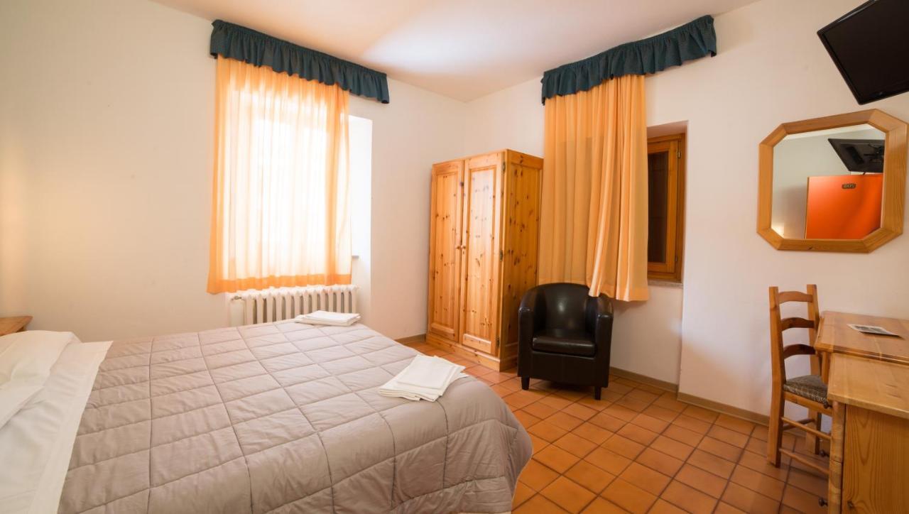 Hotel Appennino Fiumalbo Buitenkant foto