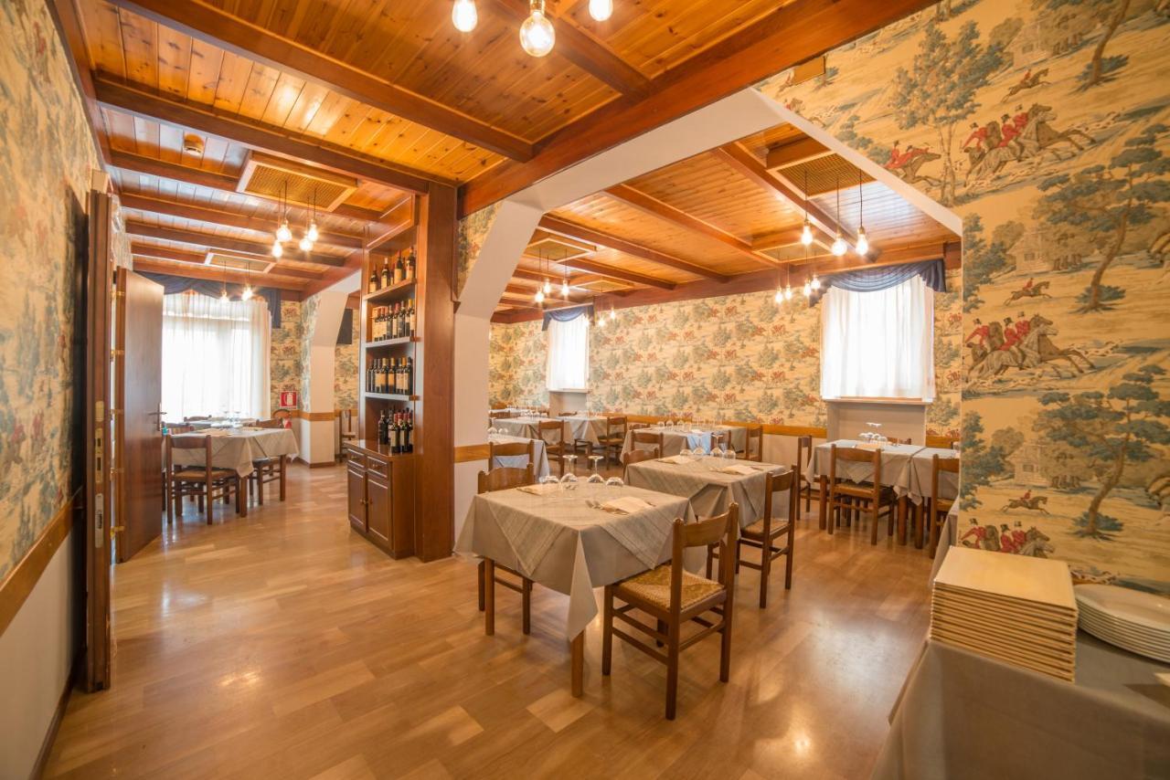 Hotel Appennino Fiumalbo Buitenkant foto